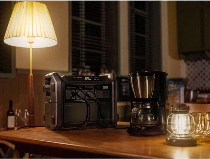 ウェア CUBE Комплект Зарядная станция Segway Cube 2000 / 2584 Вт / 2048