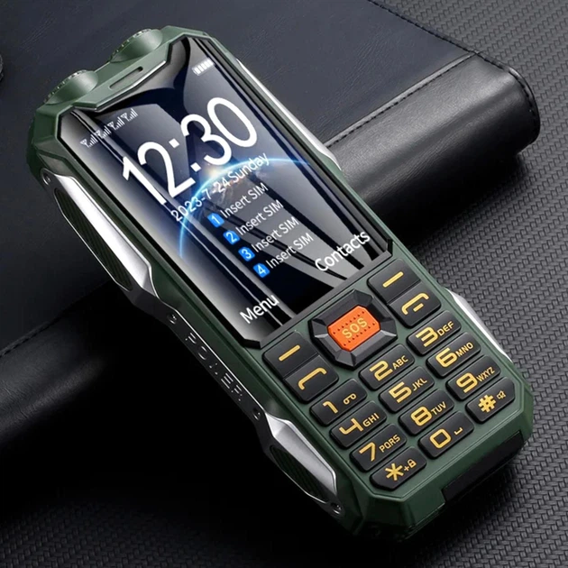 Мобильный телефон Tkexun Q9 кнопочный на 4 SIM карты с 3.5'' HD