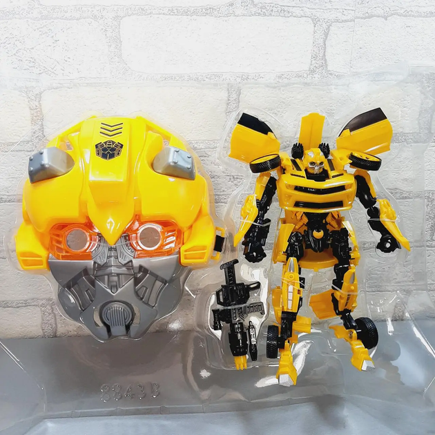 Ігровий набір Трансформер Бамблбі з маскою Bumblebee трансформується в машинку - Фото 2 Ігровий набір Трансформер Бамблбі з маскою Bumblebee трансформується в машинку - зображення 2