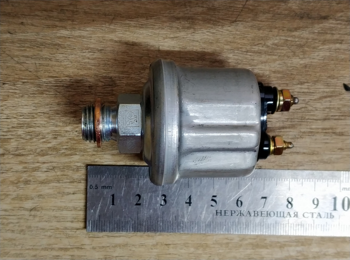 Датчик давления масла DT 4.60688 MERCEDES BENZ TRUCK - изображение 2