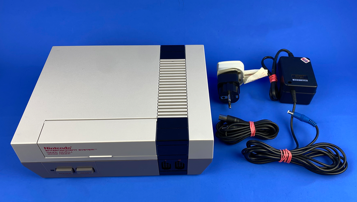 Консоль Nintendo NES FAT Europe Grey Без Геймпада Б/У - изображение 7