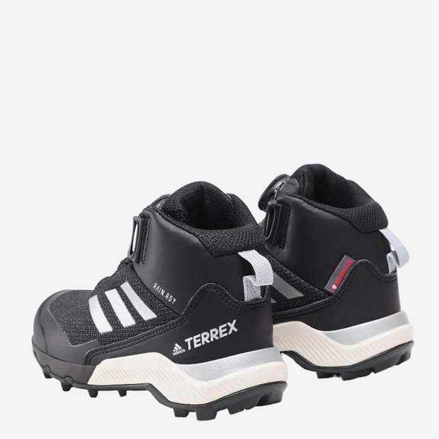 Дитячі зимові черевики для хлопчика adidas Terrex Winter Mid Boa Rain.Rdy Hiking IF7493 30 Чорні (4062058786387) - зображення 4