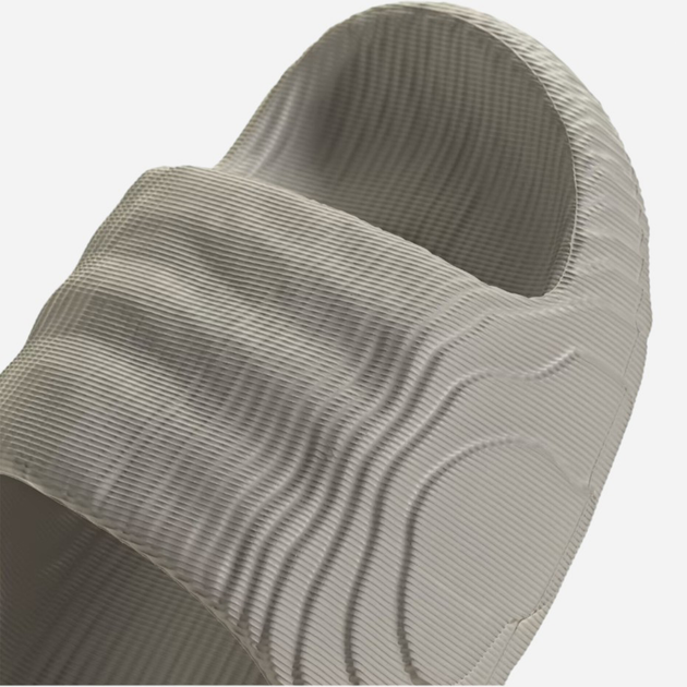 Чоловічі шльопанці для пляжу adidas Adilette 22 HQ4670 44.5 (11US) Світло-коричневі (4066749534592) - зображення 7