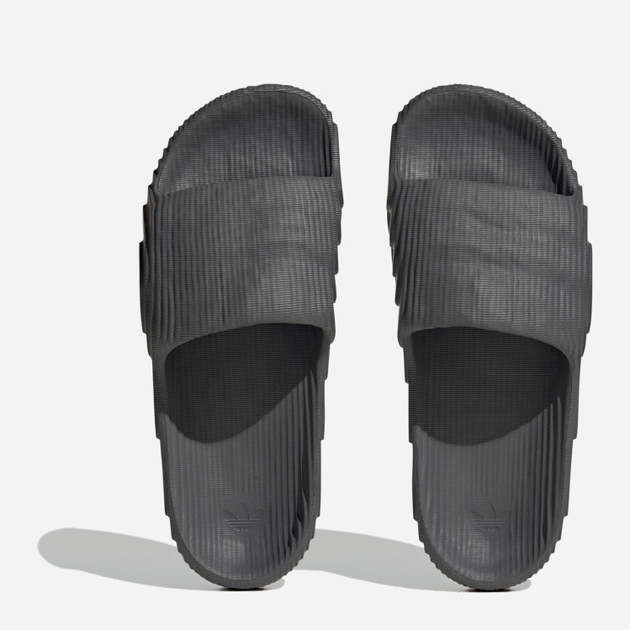 Чоловічі шльопанці для пляжу adidas HP6522 42 (8US) Сірі (4066746167816) - зображення 5