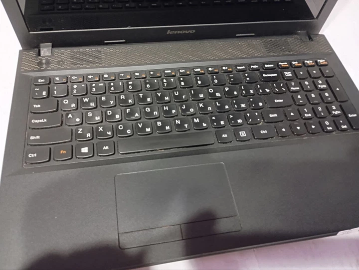 Ноутбук Б-класс Lenovo G500 / 15.6" (1366x768) TN / Intel Pentium B960 (2 ядра по 2.2 GHz) / 4 GB DDR3 / 120 GB SSD / Intel HD Graphics / WebCam / DVD-ROM б/у - Фото 7 Ноутбук Б-класс Lenovo G500 / 15.6" (1366x768) TN / Intel Pentium B960 (2 ядра по 2.2 GHz) / 4 GB DDR3 / 120 GB SSD / Intel HD Graphics / WebCam / DVD-ROM б/у - изображение 7