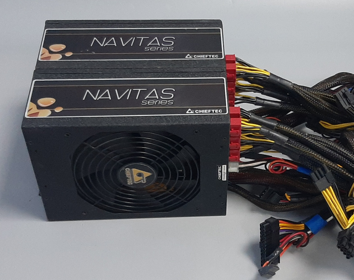 Блок питания 1250W Chieftec Navitas GPM-1250C БУ - изображение 1