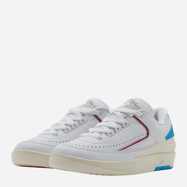 Buty do koszykówki damskie Nike Jordan Brand Air Jordan 2 Low Wmns DX4401-164 38.5 Białe (196154144209) - obraz 2