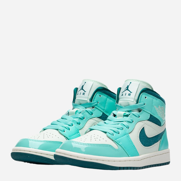 Buty do koszykówki damskie Nike Jordan Brand Air Jordan 1 Mid SE Wmns DZ3745-300 38.5 Białe (196608079903) - obraz 2