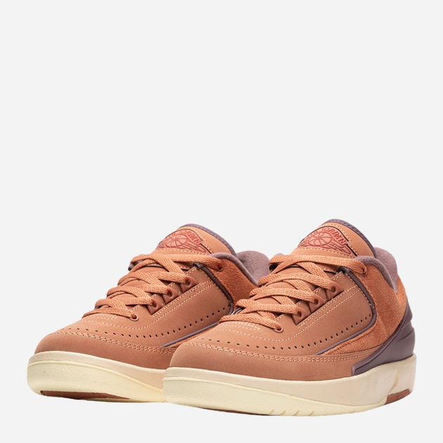 Buty do koszykówki damskie Nike Jordan Brand Air Jordan 2 Retro Low Wmns DX4401-800 37.5 Brązowe (196608068242) - obraz 2