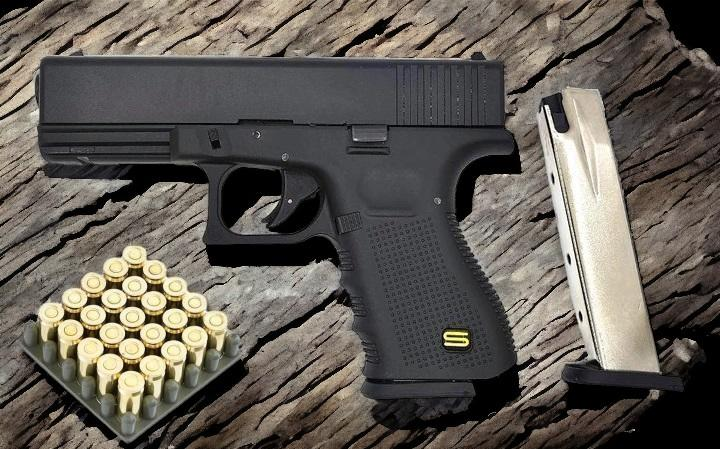 Стартовый сигнальный пистолет SUR BRT Glock G17 + 20 холостых патронов (9 mm) - изображение 1