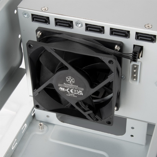 Serwer plików Silverstone SST-CS351 Black (4710679814742) - obraz 10