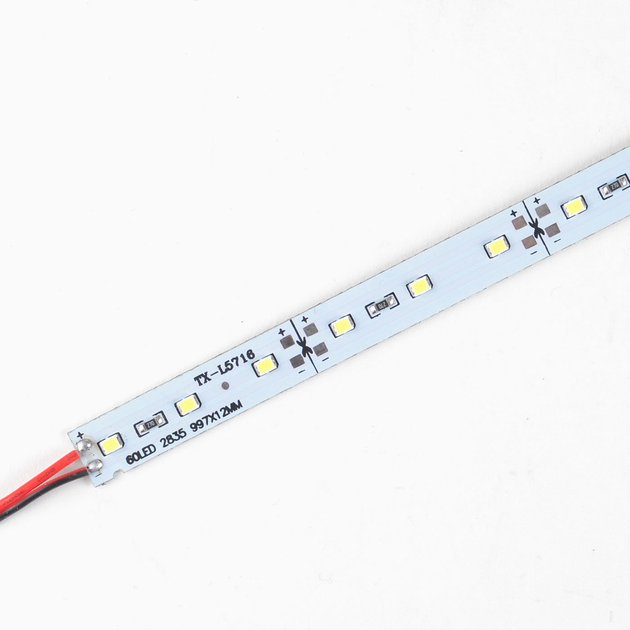Светодиодная линейка Venom SMD 2835 60д. (без отверстий) (VLD-283512060 ...