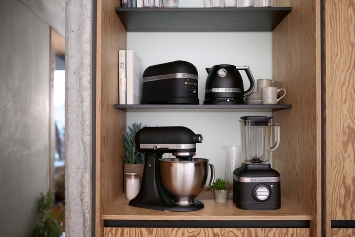 Електрочайник KITCHENAID Artisan 5KEK1522EBK - зображення 12