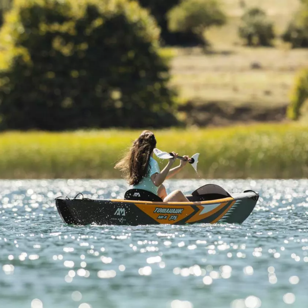 Каяк AQUA MARINA TOMAHAWK Air-K 12'4 - надувной быстроходный одноместный каяк - Фото 6 Каяк AQUA MARINA TOMAHAWK Air-K 12'4 - надувной быстроходный одноместный каяк - изображение 6