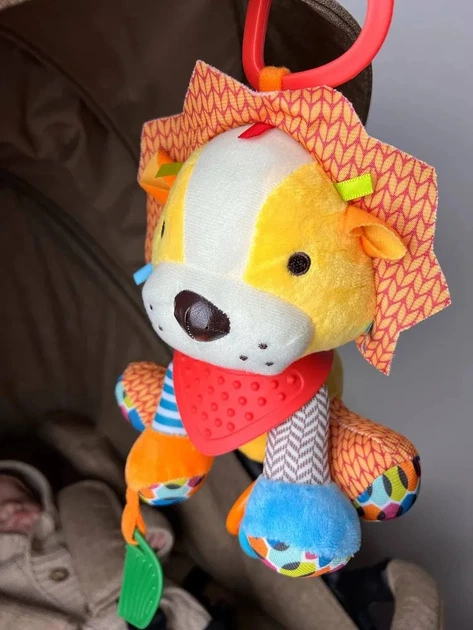 Игрушка-подвеска Львенок SKK Baby на коляску, кроватку, автокресло, прорезыватель+погремушка (2907244202) - Фото 4 Игрушка-подвеска Львенок SKK Baby на коляску, кроватку, автокресло, прорезыватель+погремушка (2907244202) - изображение 4