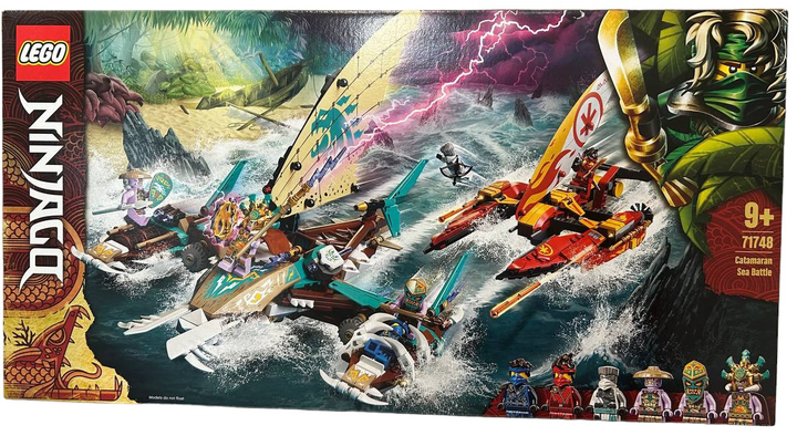 Zestaw klocków LEGO Ninjago Morska bitwa katamaranów 780 elementów (71748) (955555905050934) - Outlet - obraz 2