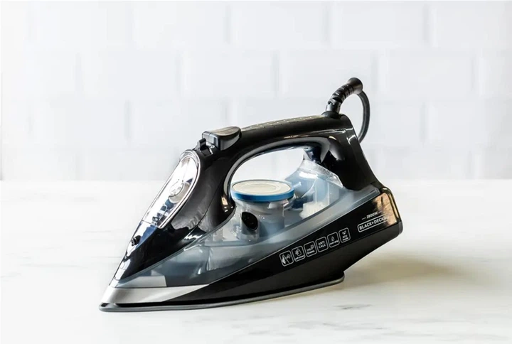 Żelazko Black+Decker BXIR2805E (ES9180290B) - obraz 3