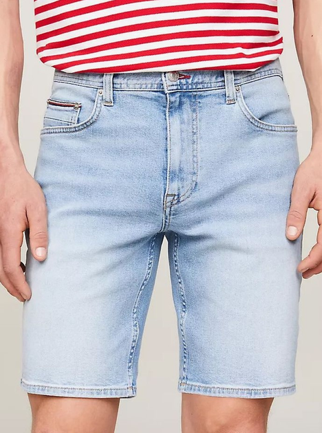 Spodenki jeansowe krótkie męskie Tommy Hilfiger thmw0mw351781aa 33 Niebieskie (8720646375318) - obraz 1