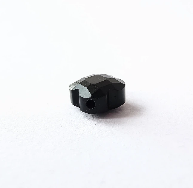Стеклянные бусины Finding Клевер граненка Черный 7 мм x 8 мм х 4 мм - изображение 2