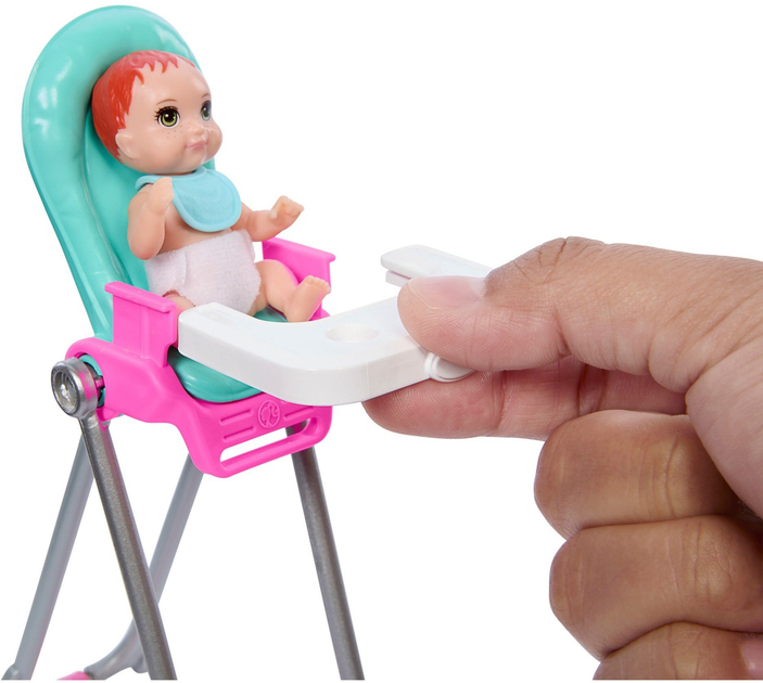 Lalka Barbie Mattel Skipper Opiekunka Karmienie maluszka 26 cm (0194735192069) - obraz 3