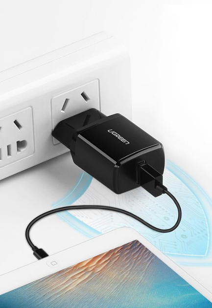 Ładowarka sieciowa Ugreen ED011 USB Wall Charger 2.1A Czarna (6957303854592) - obraz 4