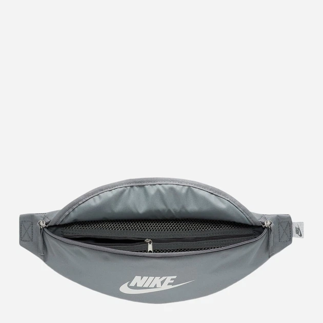 Спортивна сумка бананка поясна тканинна Nike Nk Heritage Waistpack - Fa21 DB0490-084 Сіра (197599109648) - зображення 5