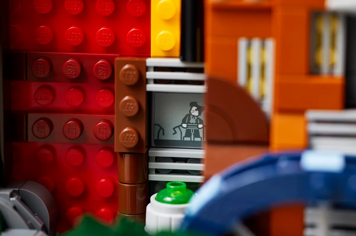 Конструктор LEGO Batman: The Animated Series Gotham City 4210 деталей (76271) - зображення 12