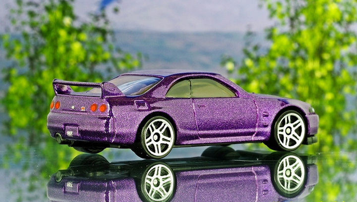 Машинка Базова Hot Wheels Nissan Skyline GT-R R33 Then and Now 1