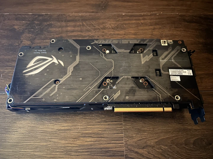 Видеокарта RX 5700 XT 8GB Asus ROG Strix OC GDDR6 (ROG-STRIX