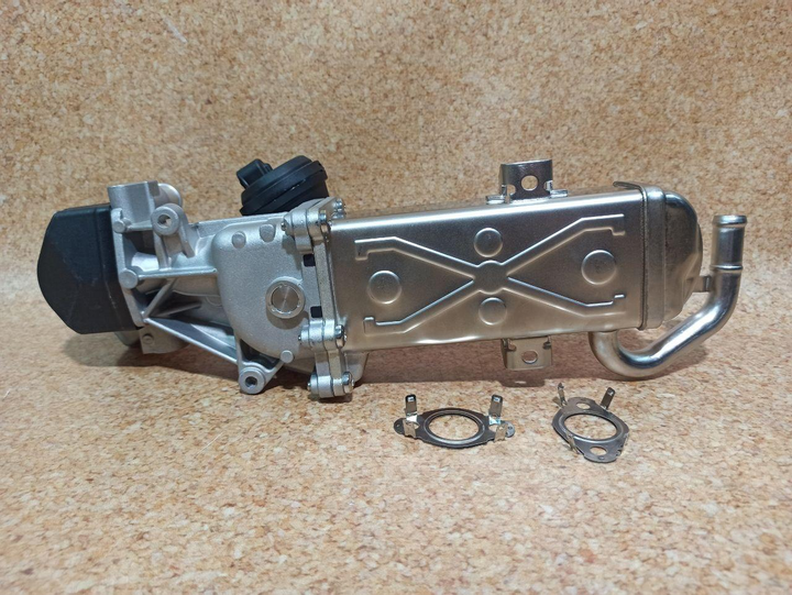 Клапан ЕГР EGR радиатор системы ОГ аналог 03L131512DQ Фольксваген (Volkswagen) Гольф 5 Плюс - изображение 2