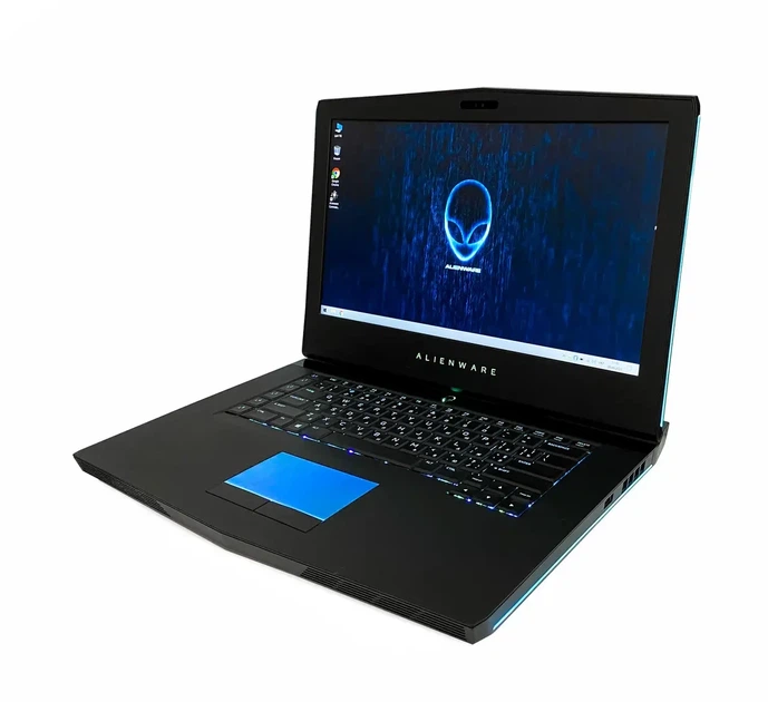 Ноутбук Dell Alienware 17.3 R3 Core i7-7820HK (16 ГБ DDR4/500 ГБ SSD) A Refurbished - зображення 2