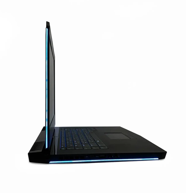 Ноутбук Dell Alienware 17.3 R3 Core i7-7820HK (16 ГБ DDR4/500 ГБ SSD) A Refurbished - зображення 3