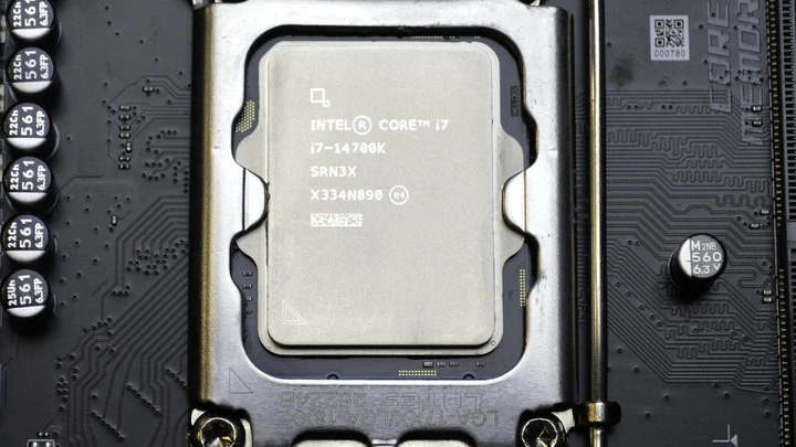 CPU Intel i7 14700KF Процессор Intel Core i7 14700KF (BX8071514700KF) (s1700, 28T, 5.6