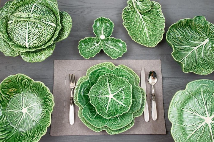 Тарілка підставна фігурної форми з кераміки 