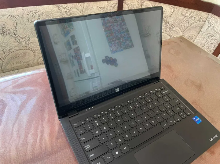 Ультрабук Gateway GWTC71427-BK / 14" (1920x1080) IPS Touch / Intel Core i7-1255U (10 (12) ядер по 1.7 - 4.7 GHz) / 8 GB DDR4 / 512 GB SSD / Intel Iris Xe Graphics eligible / WebCam - изображение 5