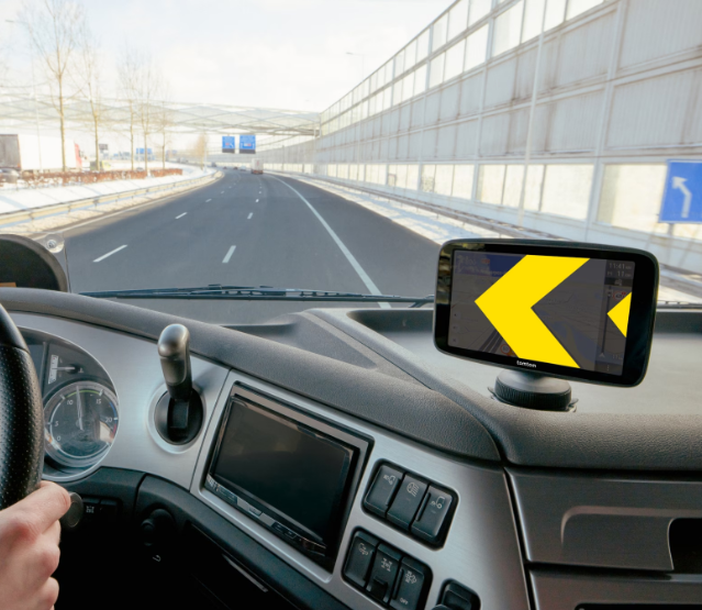 GPS-навигатор TomTom GO Expert Plus 7" (8YD7.002.20.1) (для грузовых автомобилей TIR) - изображение 4