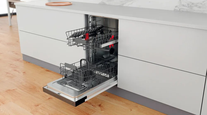 Вбудована посудомийна машина Whirlpool WSBC 3M27 X - зображення 3