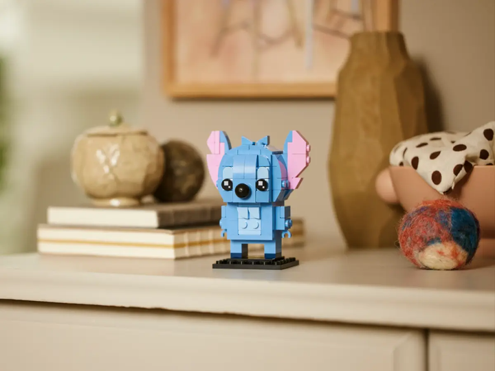 Zestaw klocków LEGO Brickheadz Stitch 152 elementy (40674) - obraz 5