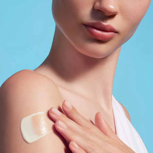 Набір для догляду за обличчям Biotherm Summer Full Of Life Сонцезахисне молочко SPF50 200 мл + Молочко після засмаги 200 мл (3614274243123) - зображення 2