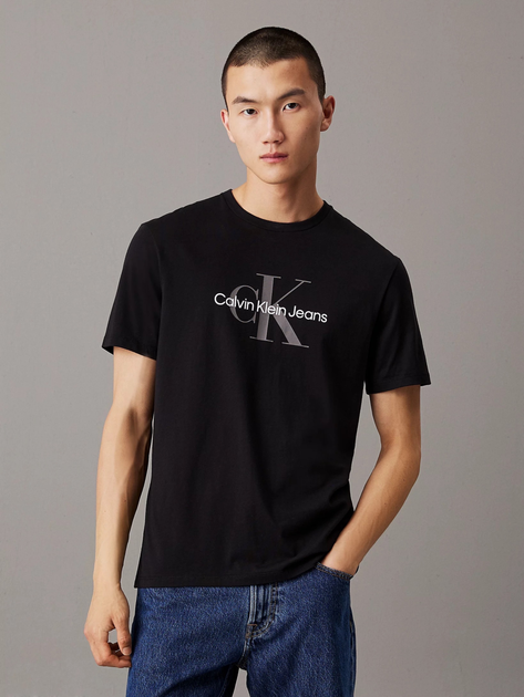 Футболка бавовняна довга чоловіча Calvin Klein 00040EM286-UB1 M Чорна (8720639846368) - зображення 1