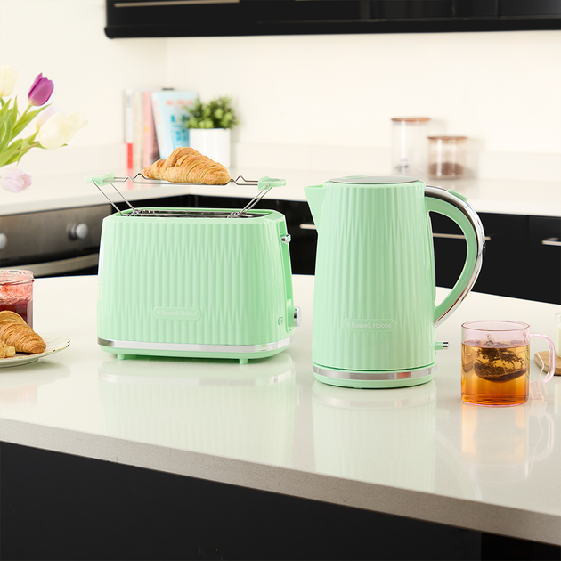 Електрочайник Russell Hobbs Eden 27364-70 Фісташковий - зображення 10