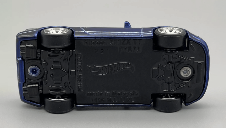 Машинка Базова Hot Wheels Nissan 300ZX Twin Turbo Super Treasure Hunt STH Turbo 1:64 GTD10 Blue - зображення 5
