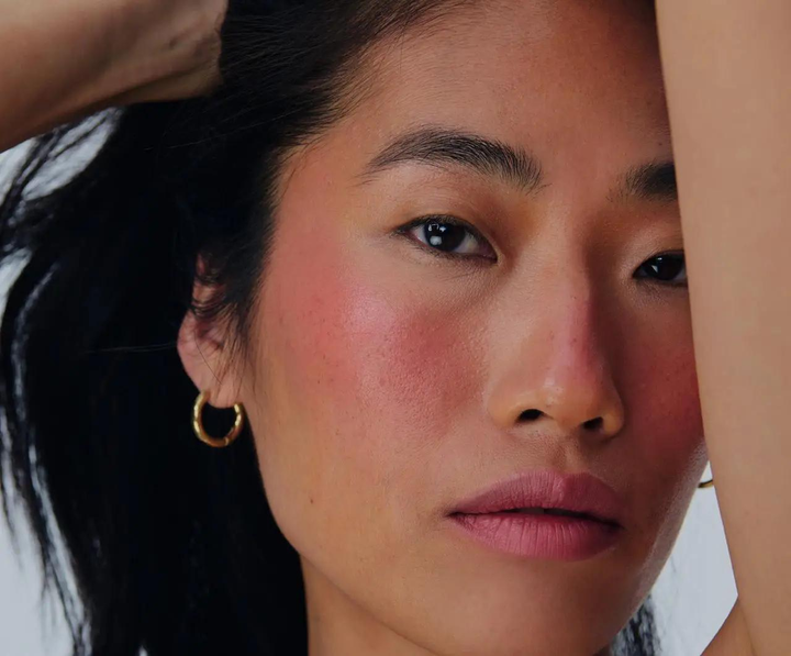 Рум'яна з шимером Rhode Pocket Blush - Sprinkle( a warm