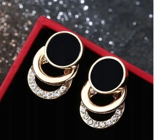 Золотисти сережки з чорним акцентом і цирконіями Bijoux-e - Фото 3 Золотисти сережки з чорним акцентом і цирконіями Bijoux-e - изображение 3