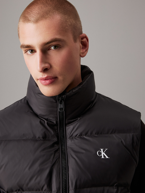 Bezrękawnik męski puchowy Calvin Klein Jeans J30J325901-BEH XL Czarny (8720639181018) - obraz 4