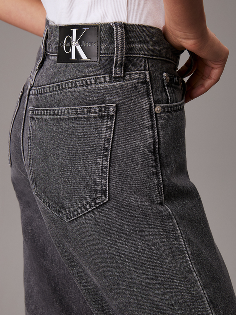 Jeansy regular fit damskie Calvin Klein Jeans J20J223657-1BZ 32/34 Szare (8720639085057) - obraz 4