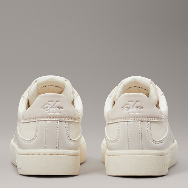 Sneakersy damskie skórzane Calvin Klein Jeans YW0YW01527-0GC 36 Beżowe (8720109969269) - obraz 4