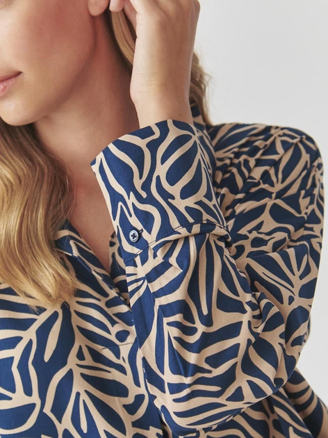 Блуза жіноча Tatuum Berko T2418.045 38 Темно-синя (5900142361760) - зображення 5