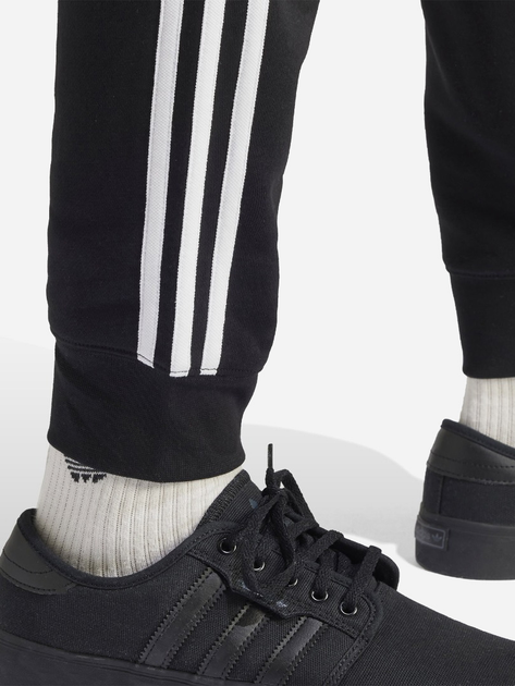 Спортивні штани чоловічі adidas Originals IU2353 2XL Чорні (4066759511583) - зображення 5