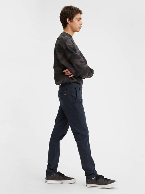 Штани чоловічі Levi's Xx Chino Slim Ii 17199-0013 31-32 Темно-сині (5400816978732) - зображення 4